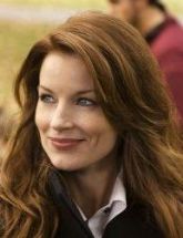 Laura Leighton